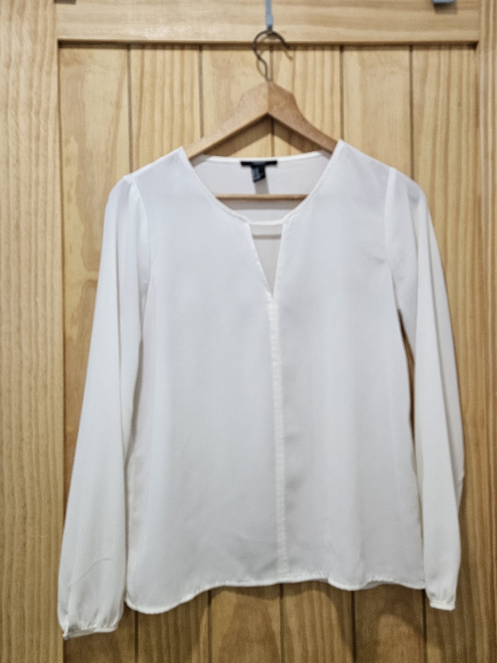 Forever 21 White Split-Neck Long Sleeve Blouse